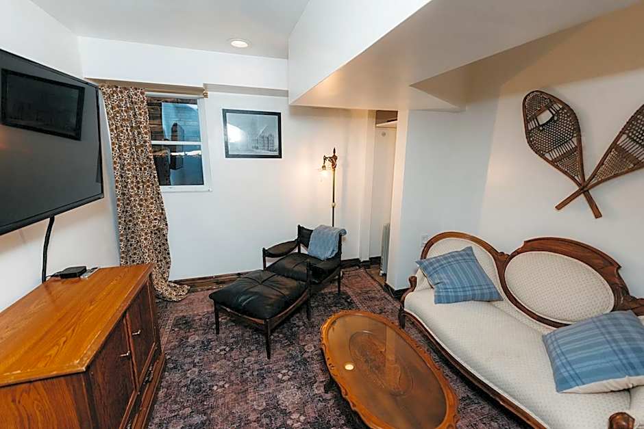 Photo 1 of 5 of Deluxe 1 Bedroom Apartment