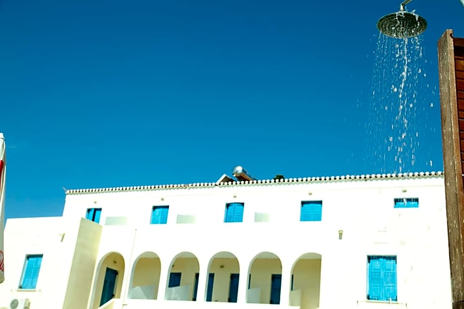 Lianos Hotel Apartments