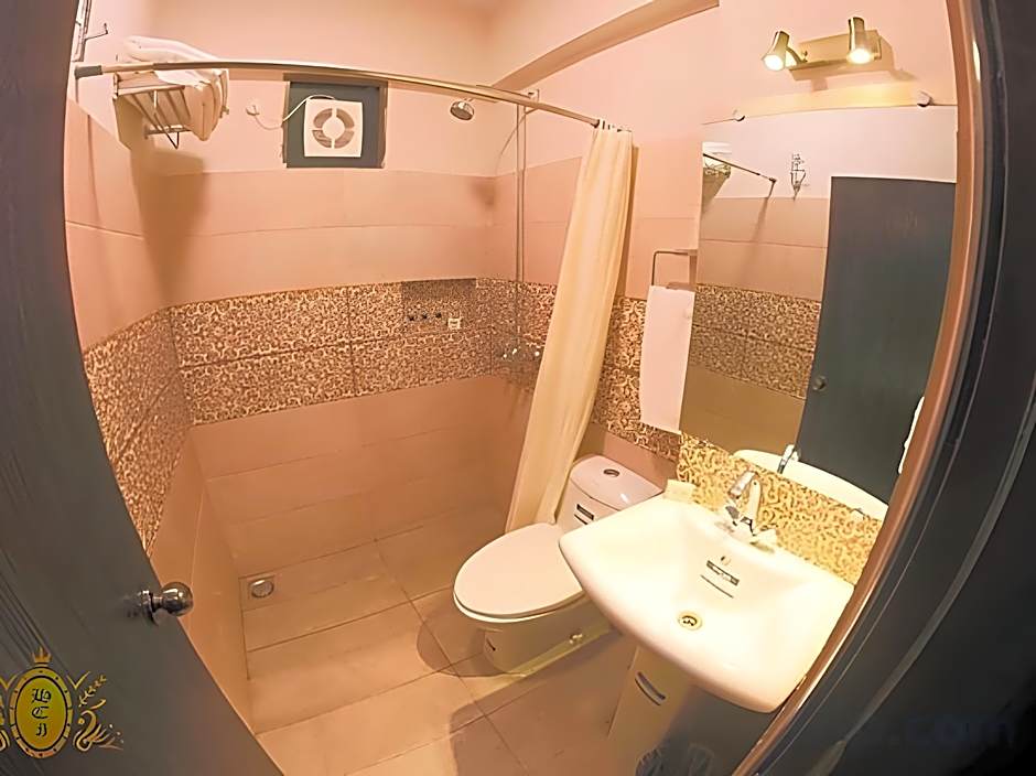 Hotel Crown Inn