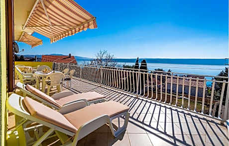 Nice Apartment In Maslenica