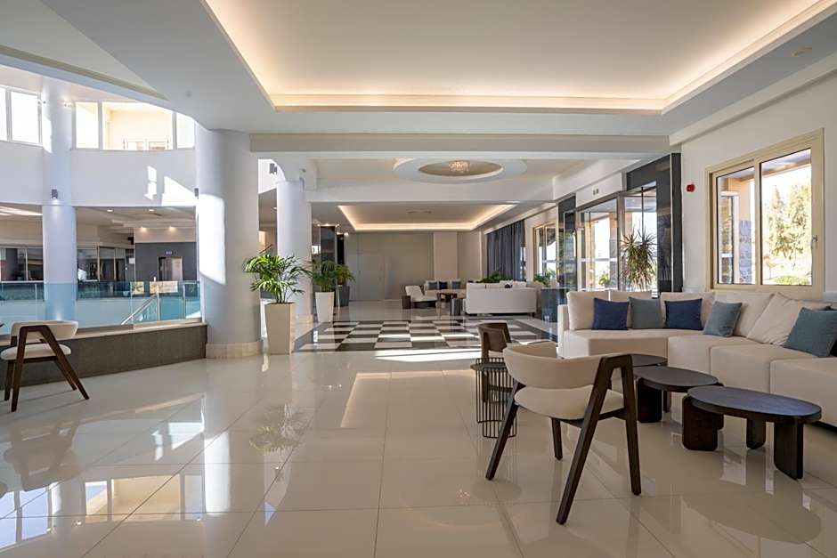 Grand Blue Beach Hotel