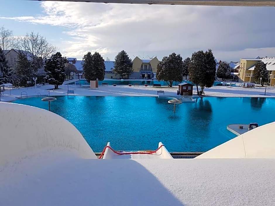 Hét Vezér Apartmanhotel