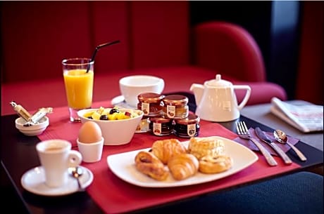 Deluxe Room with Terrace