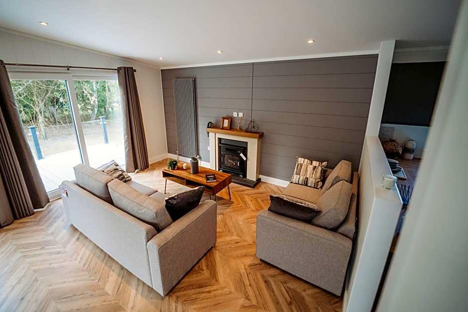 The Essex Golf & Country Club Hotel