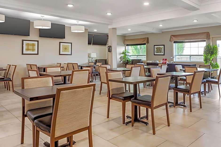Best Western Plus Fort Saskatchewan Inn & Suites