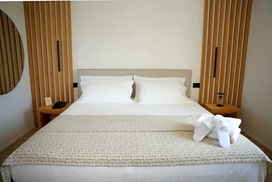 Plana Hotel