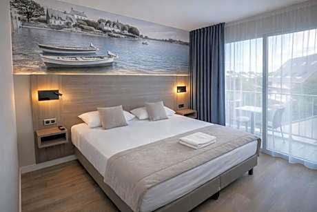 Elegance Double Room with Garden View