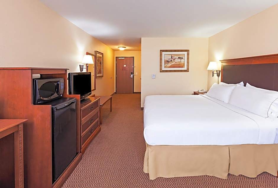 Holiday Inn Express Hotel & Suites Laredo-Event Center Area By IHG