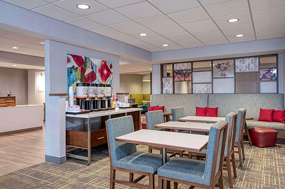 Hampton Inn Cleveland-Airport/Tiedeman Road