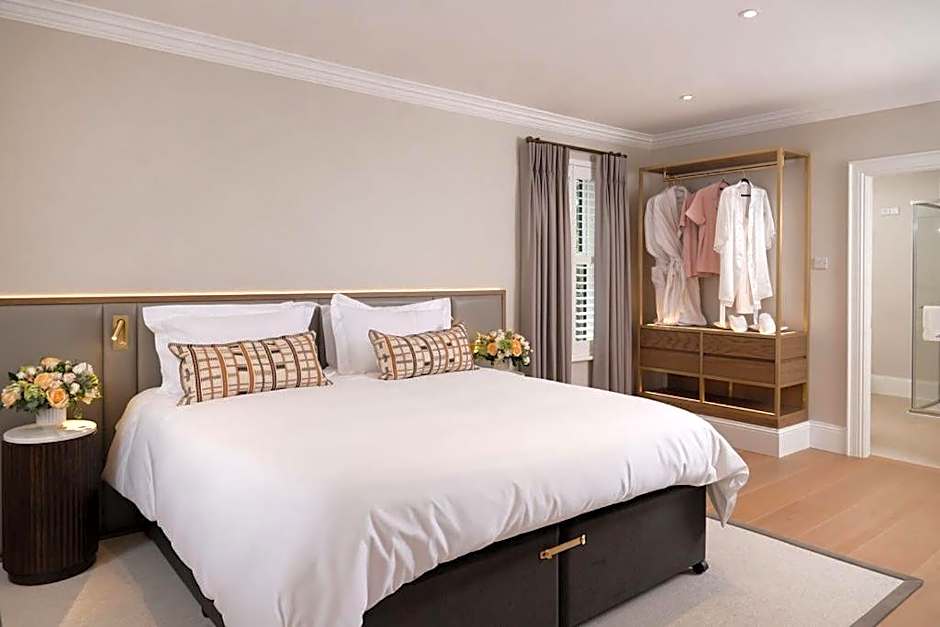 Tullyglass House Hotel