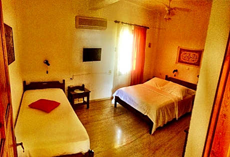 One-Bedroom Apartment (3 Adults)