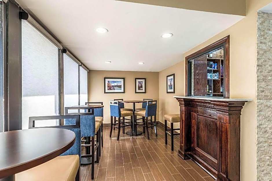 Comfort Inn Downtown