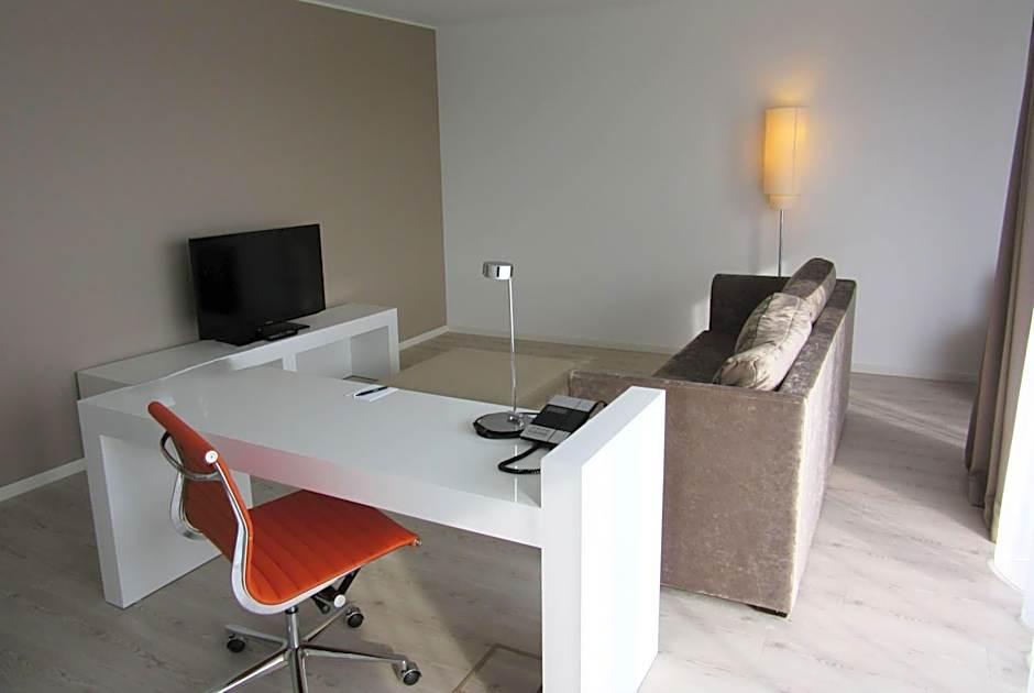 elaya hotel kleve, Trademark Collection by Wyndham