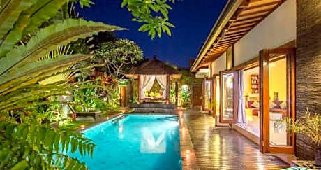 ViLLA GREEN MANGO SEMINYAK BALI