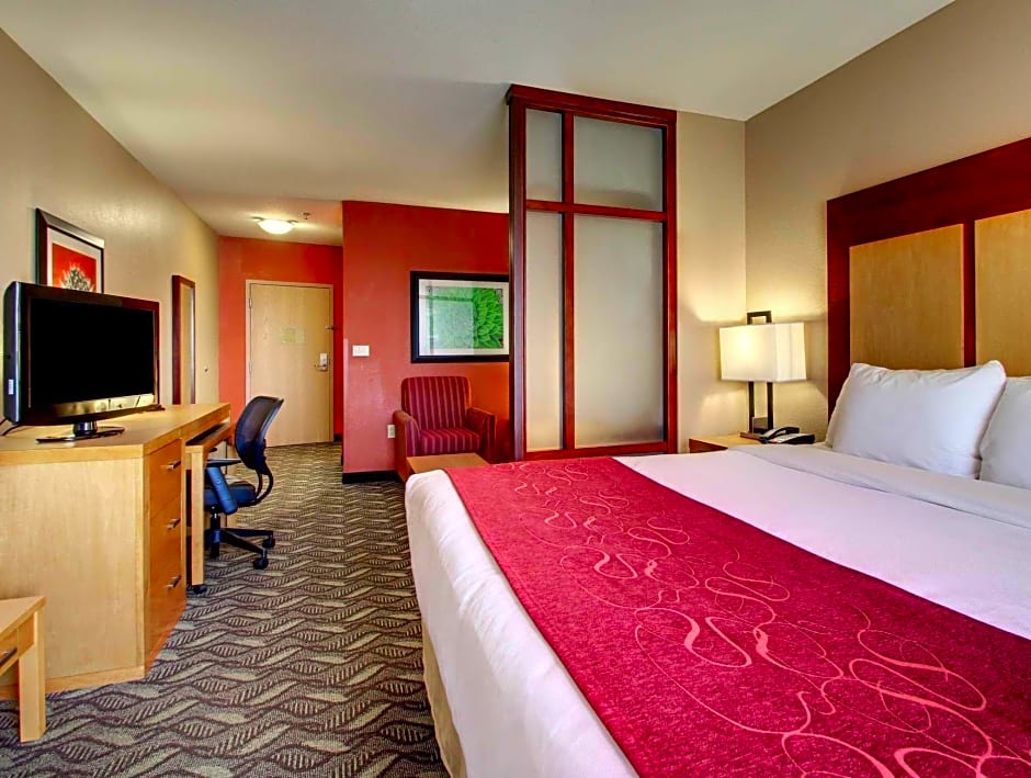 Comfort Suites Flowood - Jackson Airport (must meet transportation requirement)