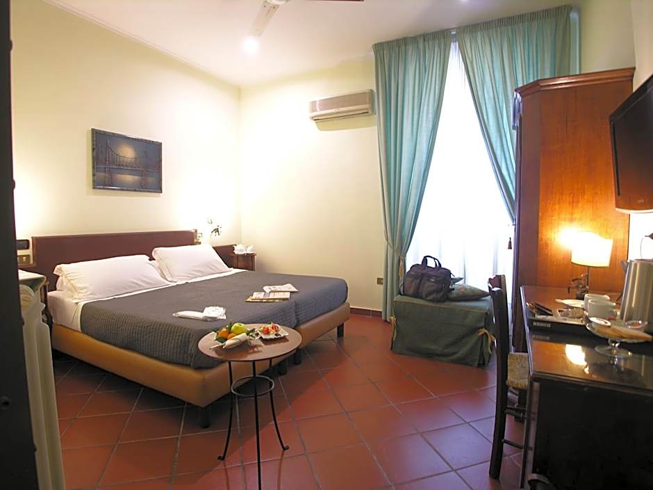 Toledo Hotel