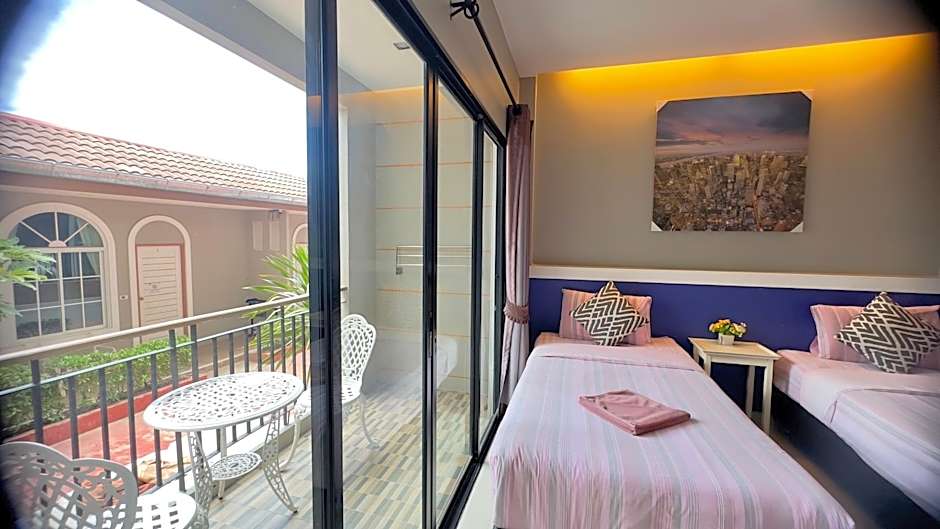 Bee Orchid Pool Villa