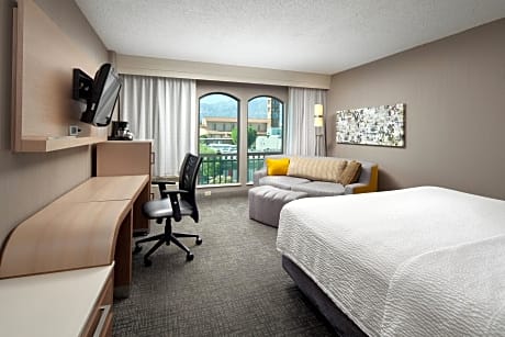 Room, 1 King Bed with Sofa bed, Non Smoking (1 King Bed and 1 Double Sofa Bed)