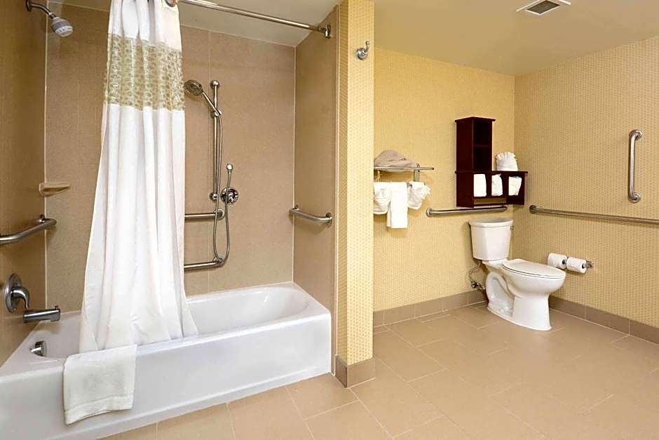 Hampton Inn By Hilton Raleigh-Capital Blvd. North