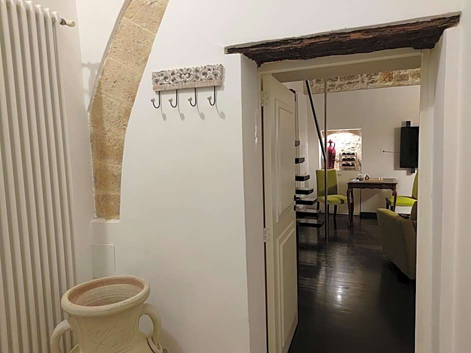 Dimora Arco Basso - Old Town