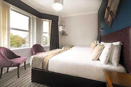 Family-Quad room-Ensuite