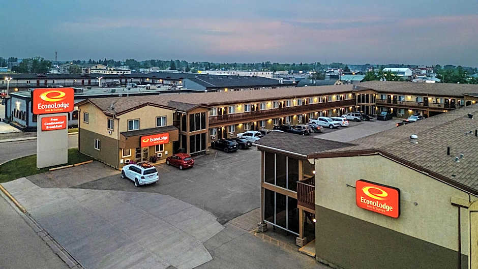 Econo Lodge  Inn & Suites
