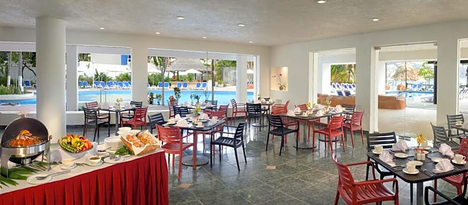HS HOTSSON Hotel Acapulco
