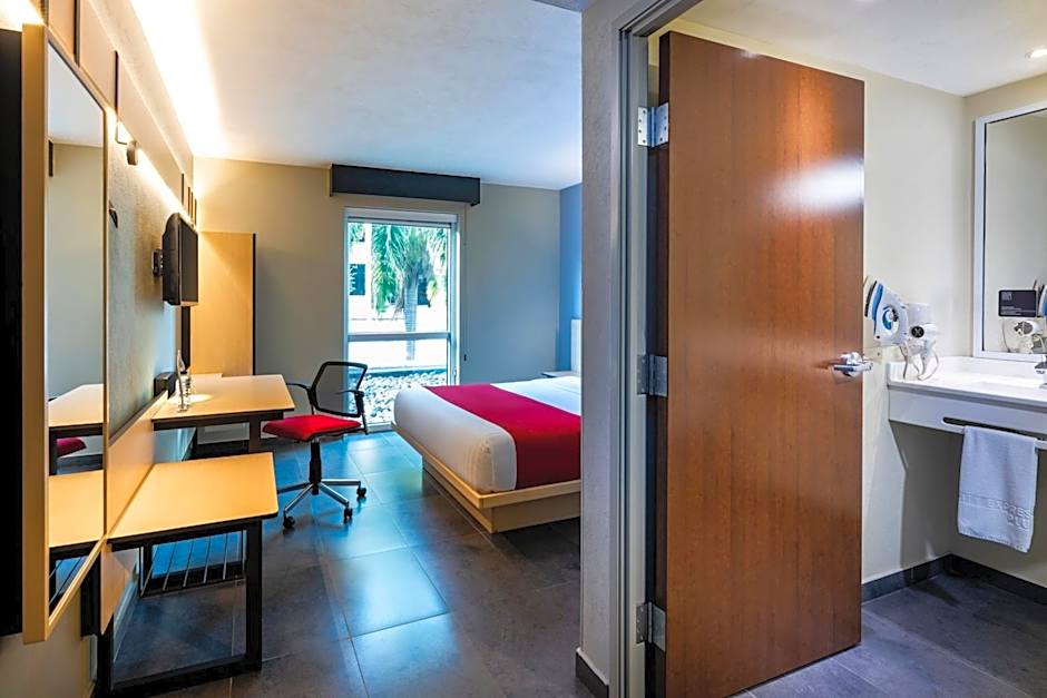 City Express Plus by Marriott Cali Colombia