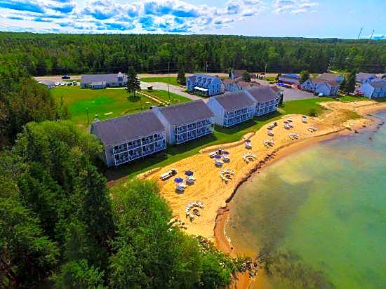Clearwater Lakeshore Motel