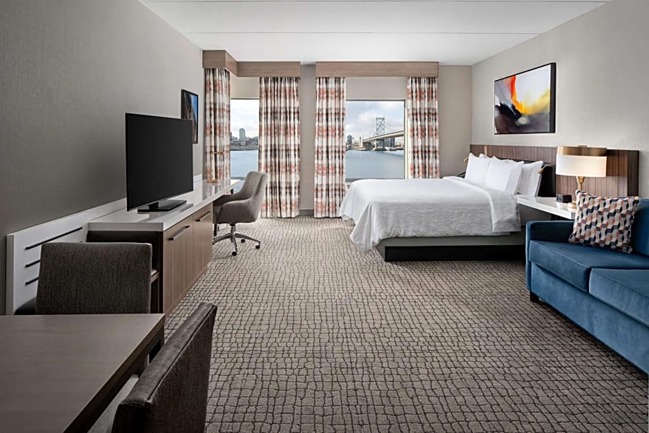 Hilton Garden Inn Camden Waterfront
