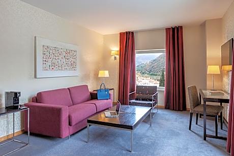 Junior Suite (2 Adults)