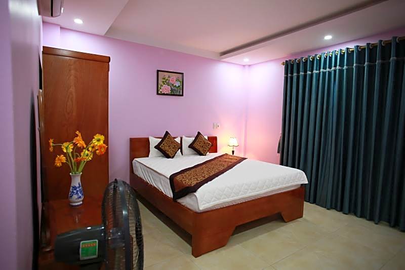 The Jade Dragon hotel