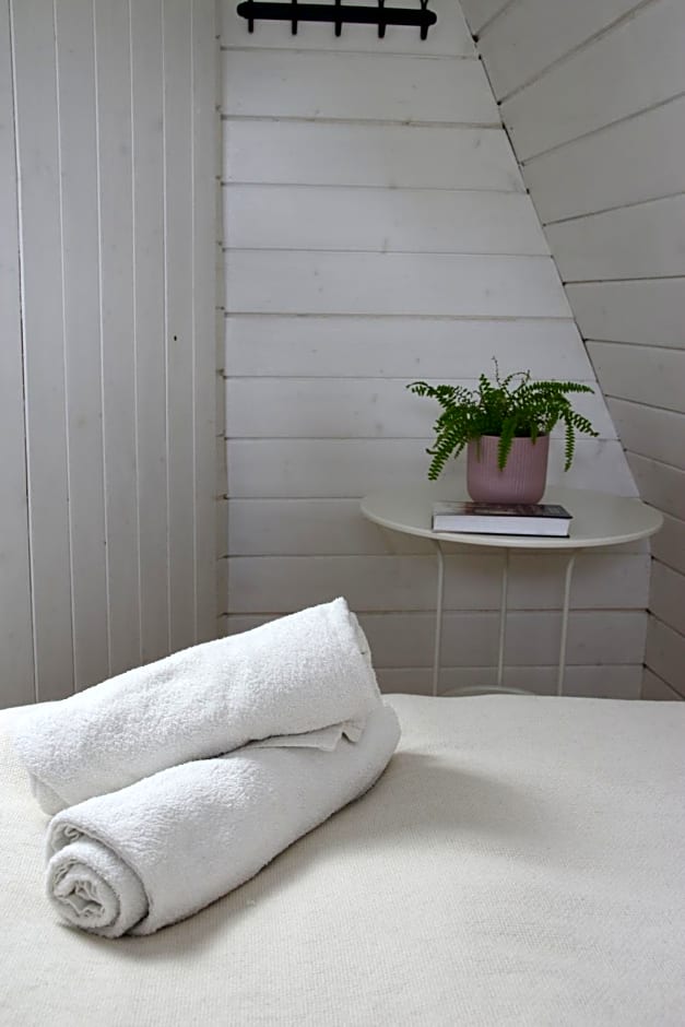 Grygielówka nad jeziorem - sauna & jacuzzi