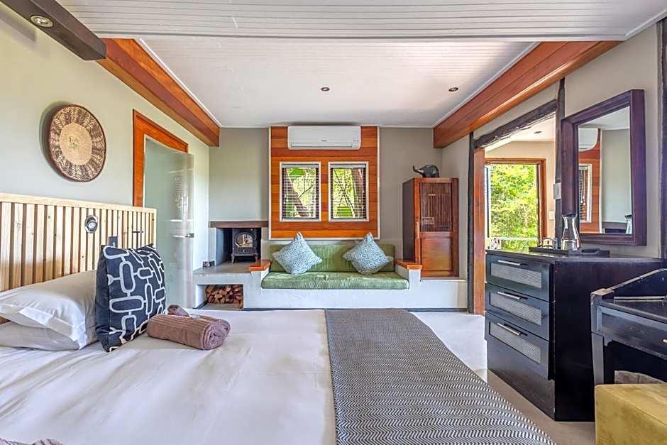 Hog Hollow Country Lodge