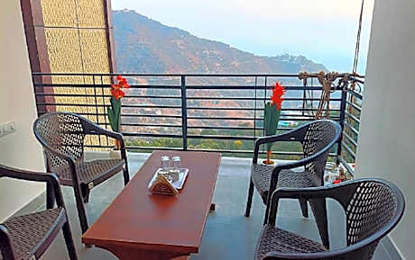 Pause dwelling Palace