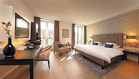 Superior King Room