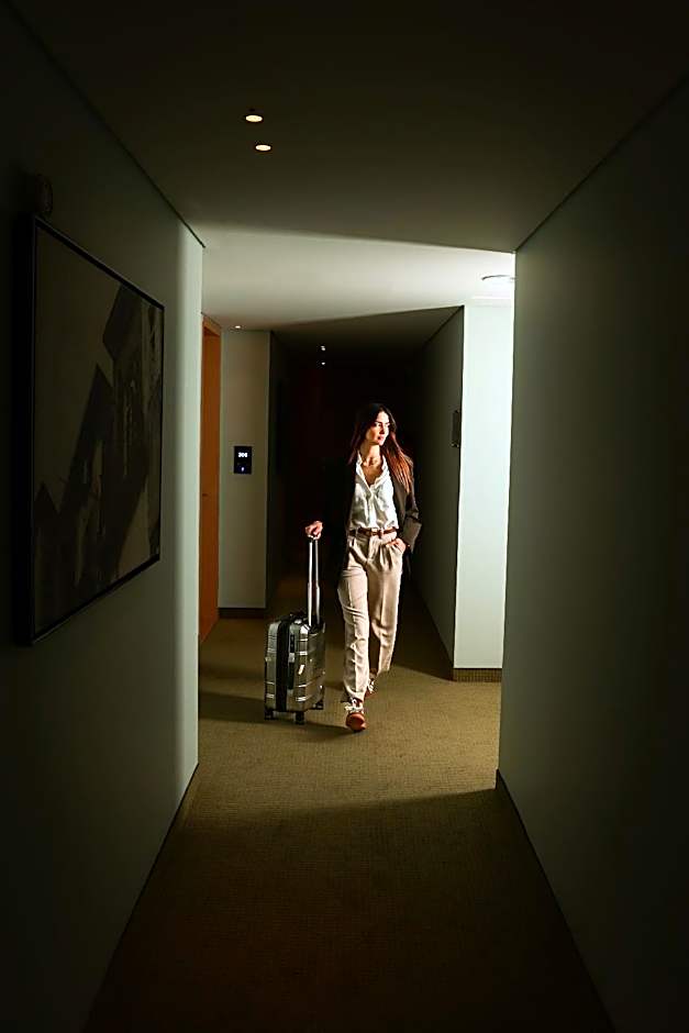 ParkTower Suites