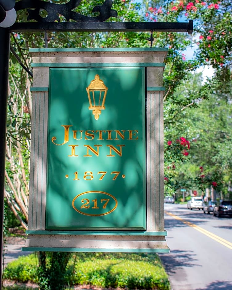 Justine Inn Savannah