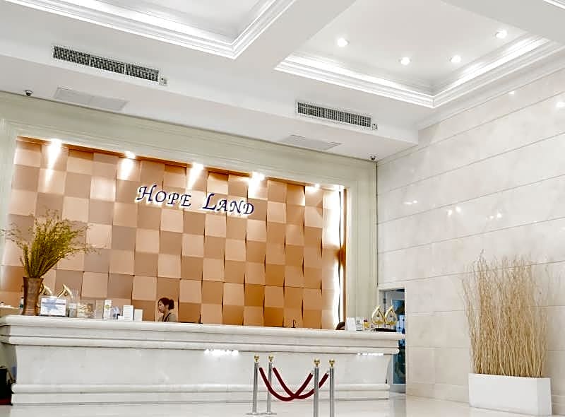 Hope Land Hotel  Sukhumvit 46/1