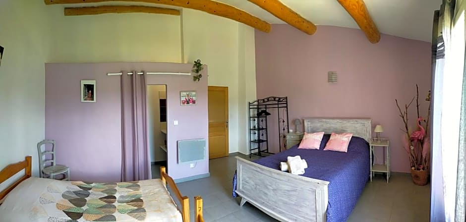 La Sarriette - Chambres d'hôtes et gîte d'étape à Eygalières