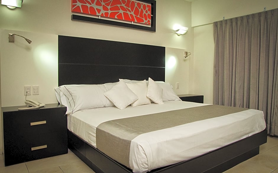 Hotel Portonovo Plaza Expo