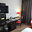 Golden Tulip Roissy Saint Witz