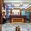 Hotel Leela Grande