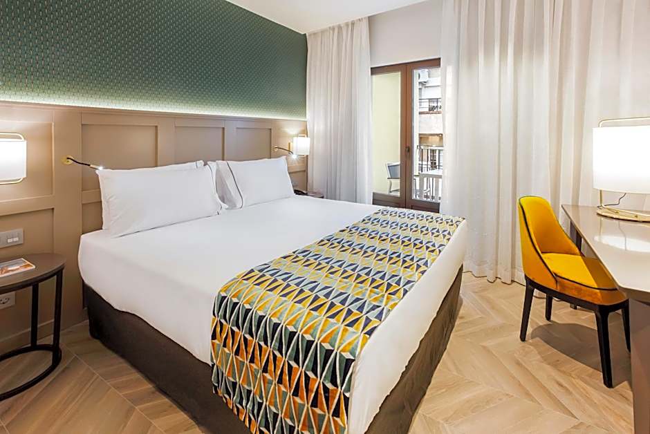 Eurostars Puerta Real