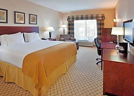 1 King Bed Standard