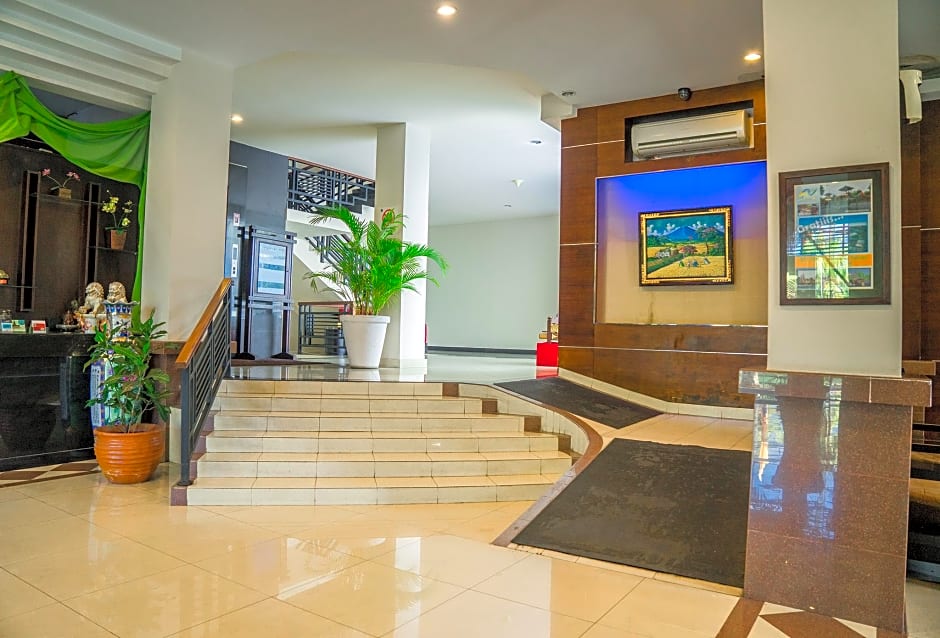 Puri Ayu Hotel