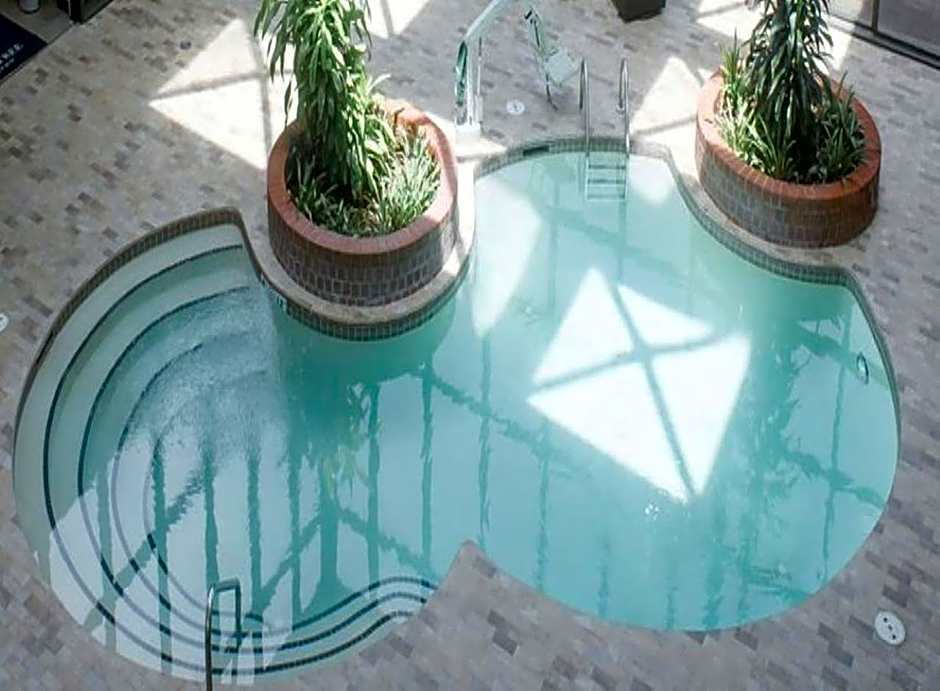 DoubleTree By Hilton Hotel Charlottesville