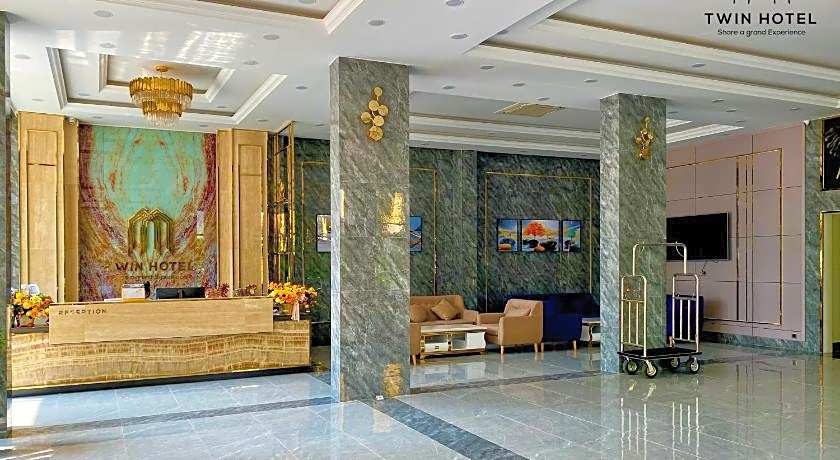 Twin Hotel