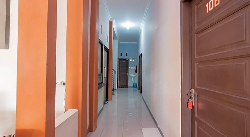 RedDoorz Syariah near Jalan Jakarta Samarinda