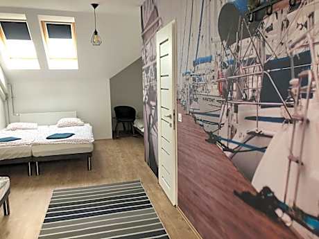 Quadruple Room with Private External Bathroom